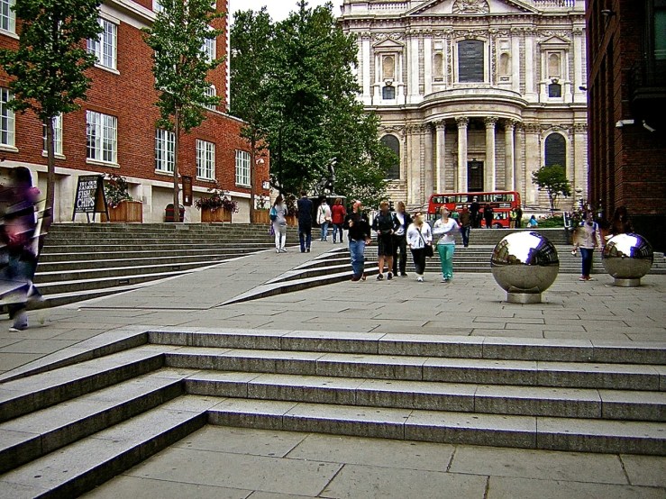 London steps
