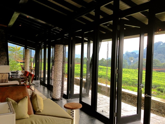 Lounge at Nyungwe Forest Lodge, enclos*ure