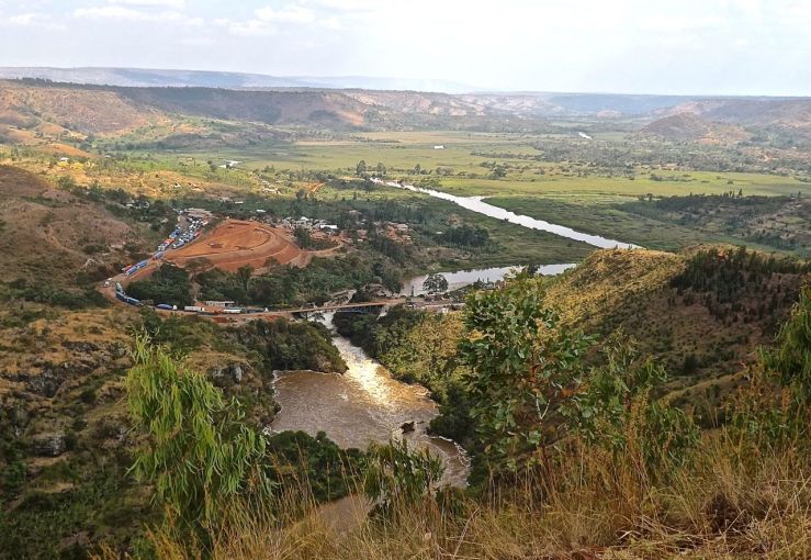 The Rwanda-Tanzania border area, Rwanda:enclos*ure