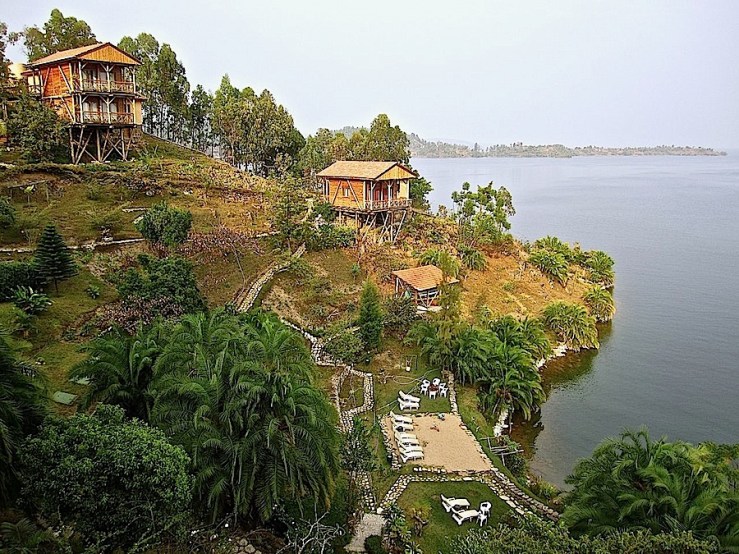 Cormoran Lodge on Lake Kivu, Kibuye, Rwanda/enclos*ure