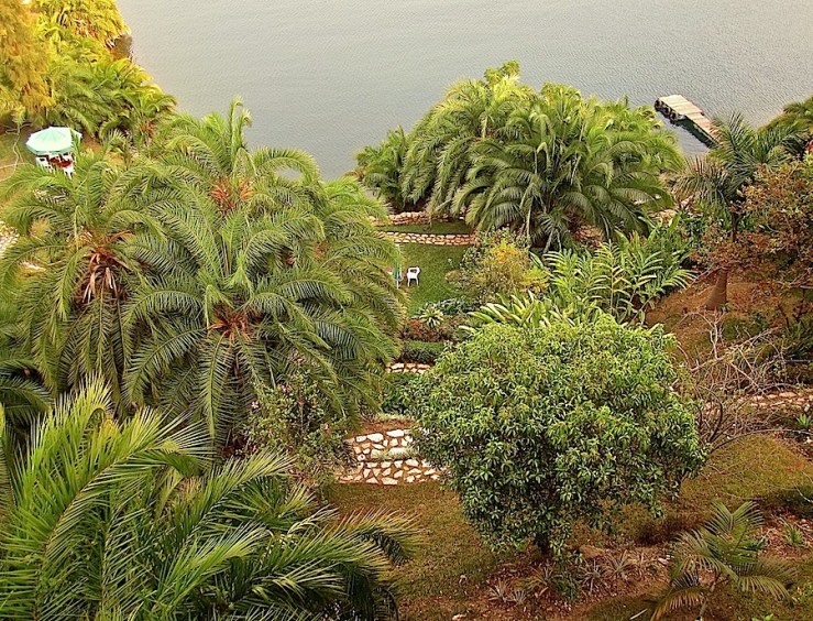 Cormoran Lodge on Lake Kivu, Kibuye, Rwanda/enclos*ure