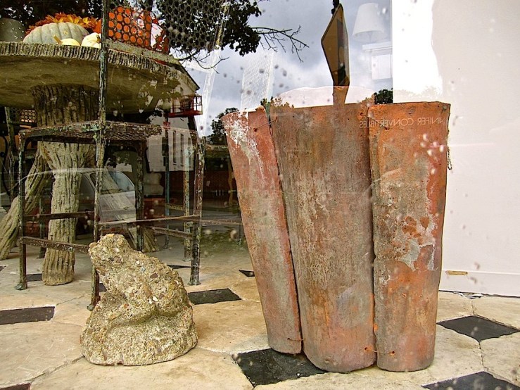 Roof tile planter in Georgetown shop:enclos*ure