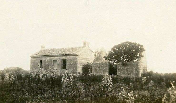 Vintage landscape/enclos*ure: 1935 ruin, Lamar, TX, F. Ratchford, Texas State Archives