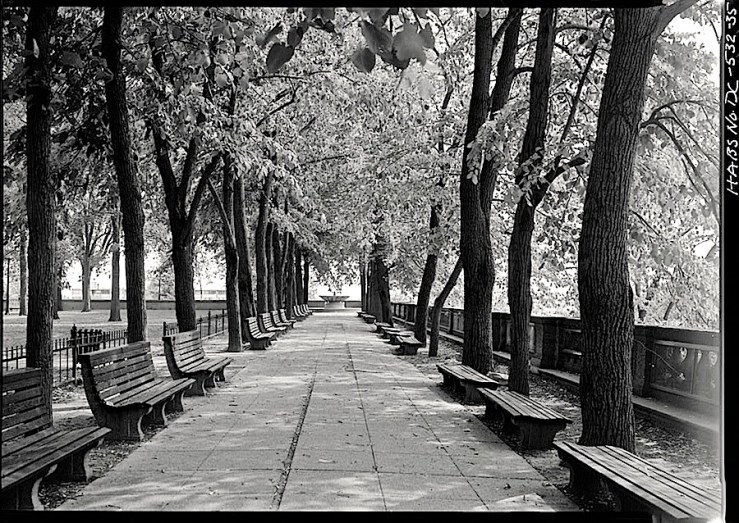 Vintage landscape/enclos*ure: Meridian Hill Park, D.C., 1976, via Library of Congress