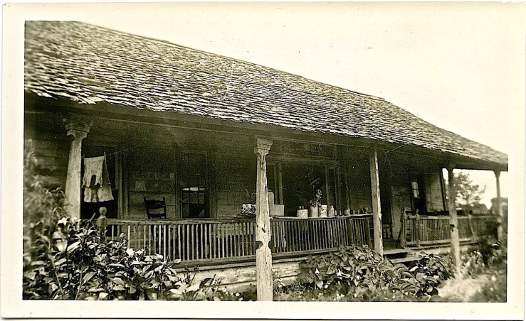 The Sunday porch/enclos*ure: unidentified Texas porch, by Fanny Ratchford, 1936, via Texas State Archives Commons.