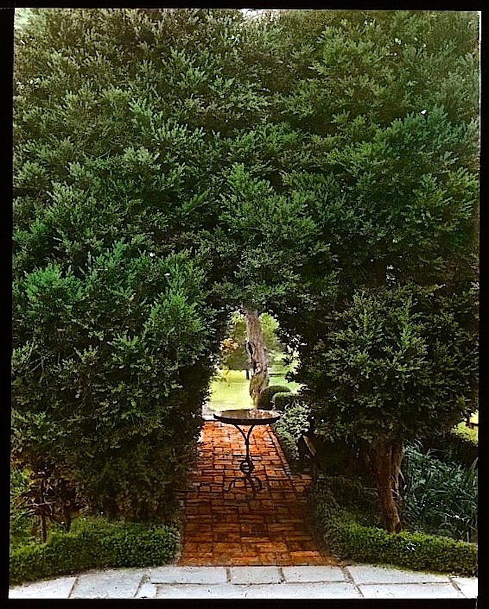 #1, Nelson Hse. garden, ca. 1930, FBJohnston, LoC