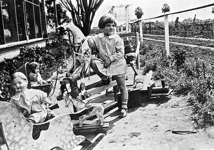 girl with possessions, museum victoria
