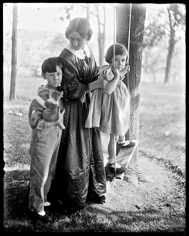 Study with swing, 1910, G. Kasebier, via LoC