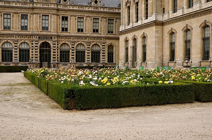 Jardin de l'Infante, The Louvre, Paris, September 2015, by enclos*ure