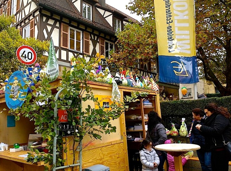 20 Cabbage Fest, enclos*ure