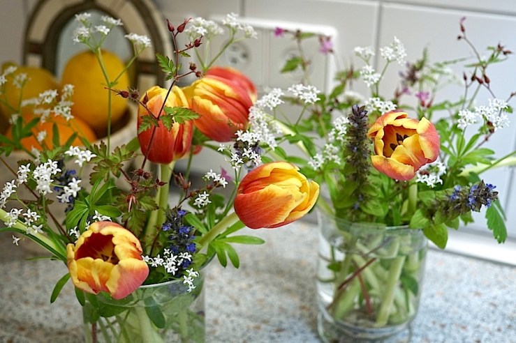 In a vase…, May 23, 2016, enclos*ure