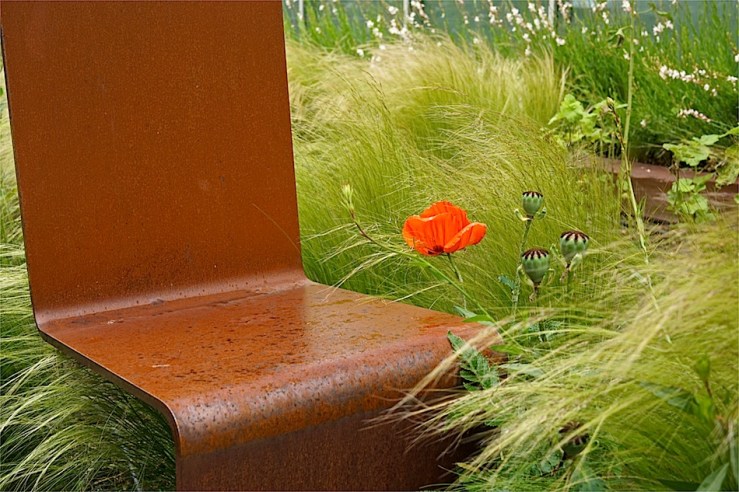 chair 2, Route de Chene wall, June 2016, by enclos*ure