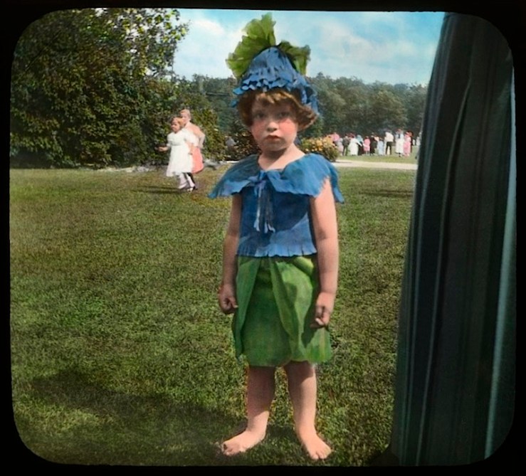 4 Child:ren in wildflower costumes, Chicago, ca. 1920, The Field Museum Library