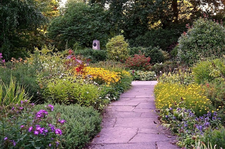 4a Hohenheim garden, Aug 23, 2016, enclos*ure