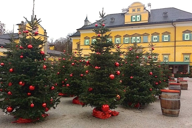 1a-hellbrunn-palace-salzburg-enclosure